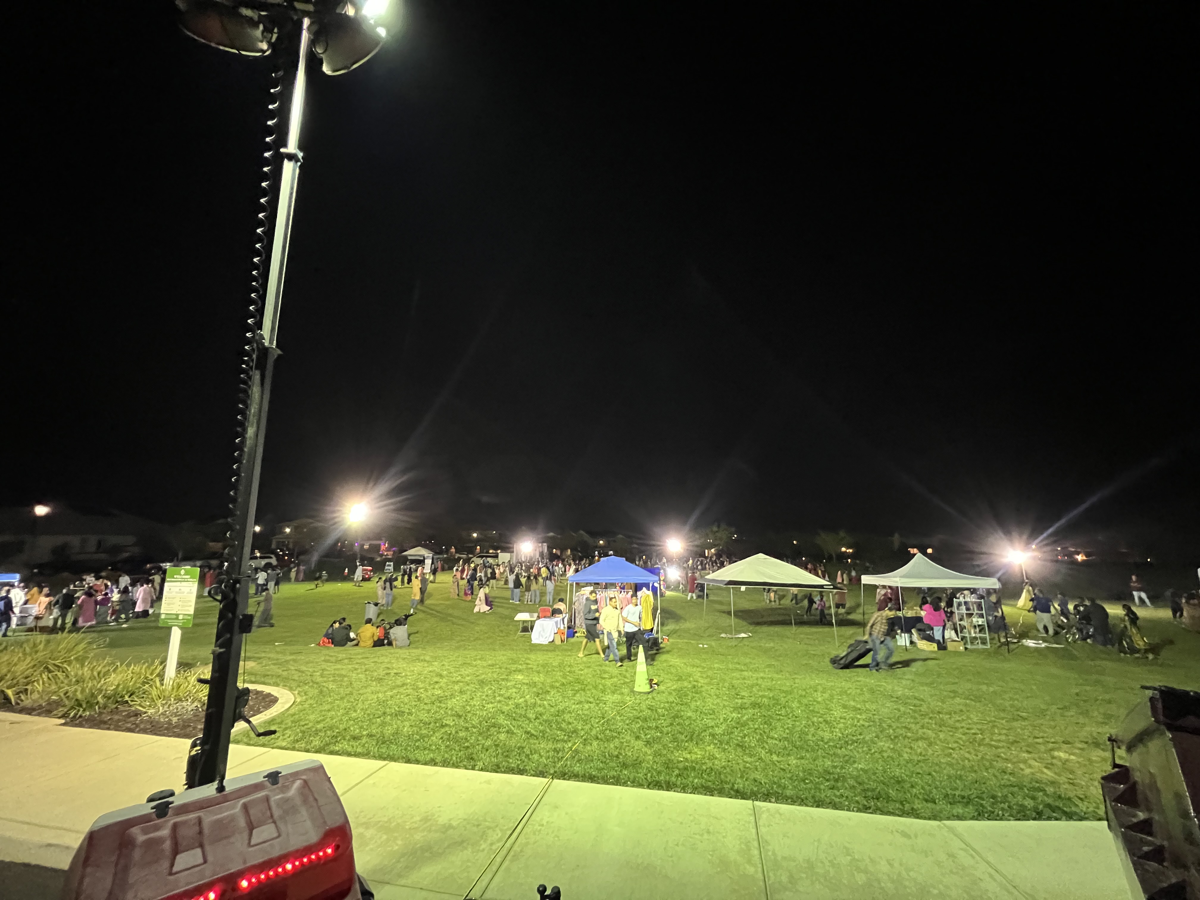 Diesel light tower unit for professional rentals